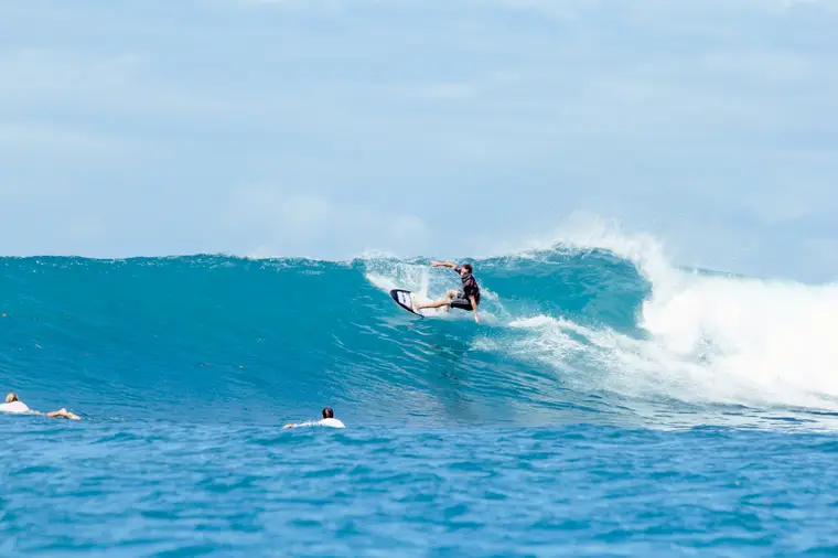 Four Bobs, Sumatra Surf Trip charter