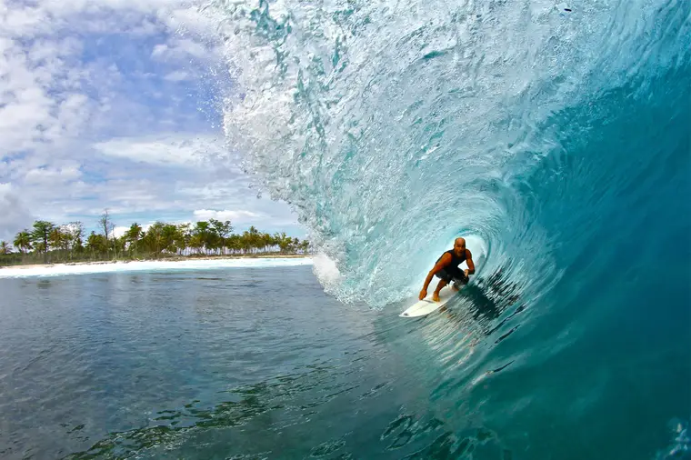 Thunders, Sumatra Surf Trip charter