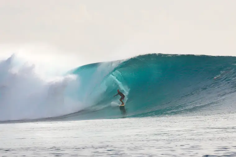 Thunders, Sumatra Surf Trip charter