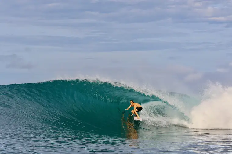 GTS, Sumatra Surf Trip charter