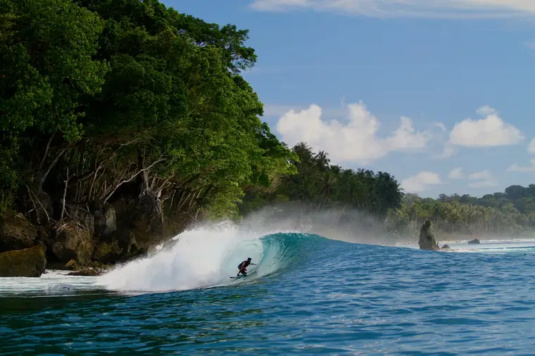 Jurassic, Sumatra Surf Trip charter