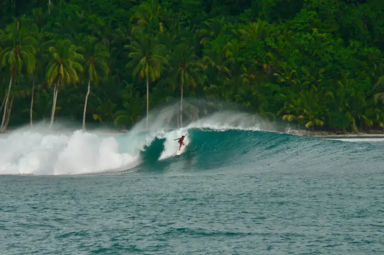 Lado Lado, Sumatra Surf Trip charter