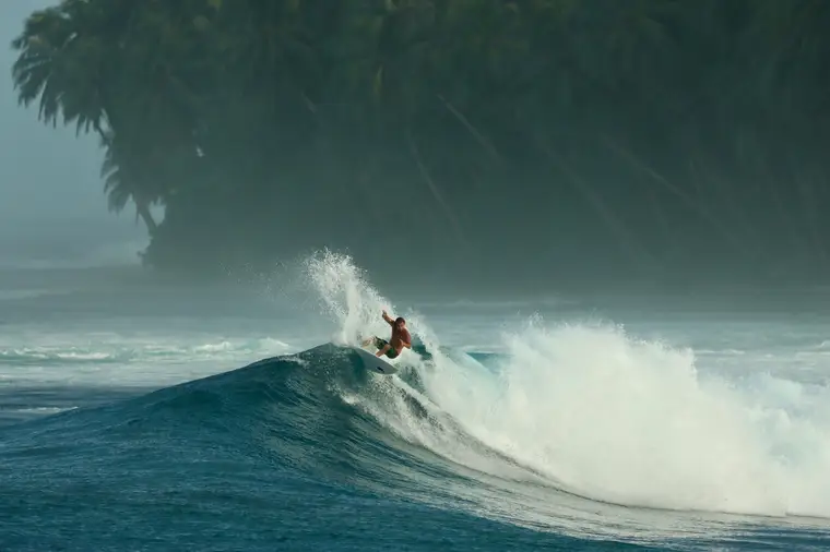 Leba, Sumatra Surf Trip charter