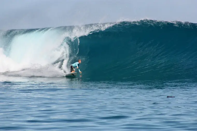 Mimpis, Sumatra Surf Trip charter
