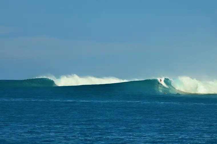 Sipika, Sumatra Surf Trip charter